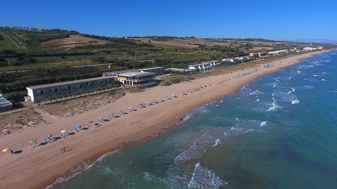 Villaggio Azzurra Термоли Екстериор снимка